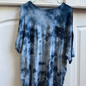 Old Navy Blue Tie Dye Tee